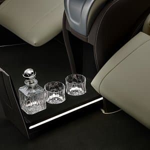 V-447 VIP · 8