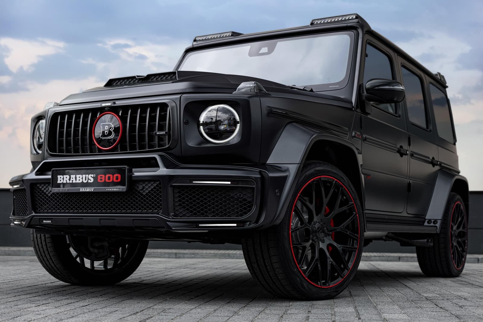 BRABUS 800